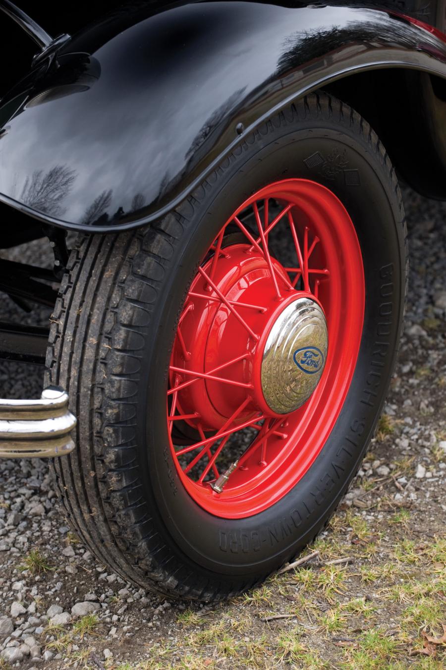  Ford Model B-304 Ute 1932 года  (фото 5 из 8)